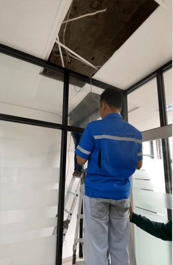 Instalasi interlock door system laboratorium